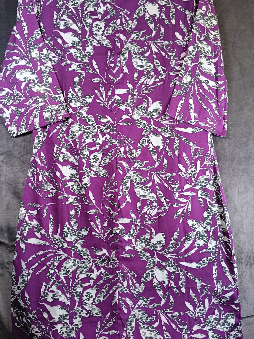 Zara Woman Purple and White Leaf-Print Dress, Wedding Guest - Picture 4 of 4